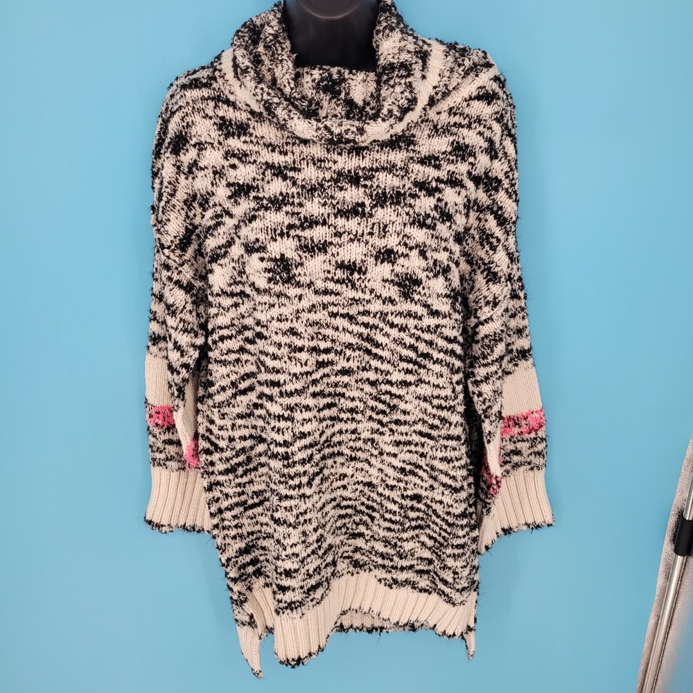 Free People Winter Storm Tunic Sweater Black Combo Neon Pink Stripe Oversized M